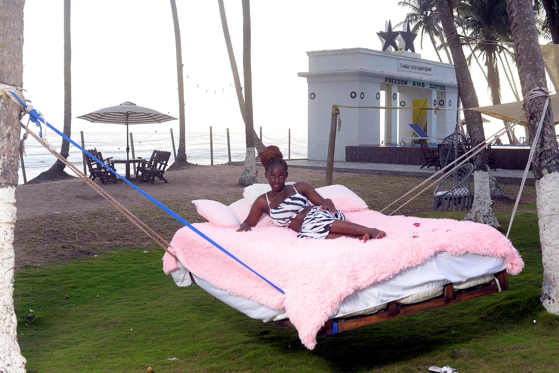 Games, swings and hammocks on the grounds of Venice View Beach Resort